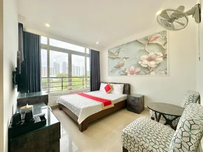 Phú Gia Hotel 464 Nguyễn Văn Linh – Foto’s 2